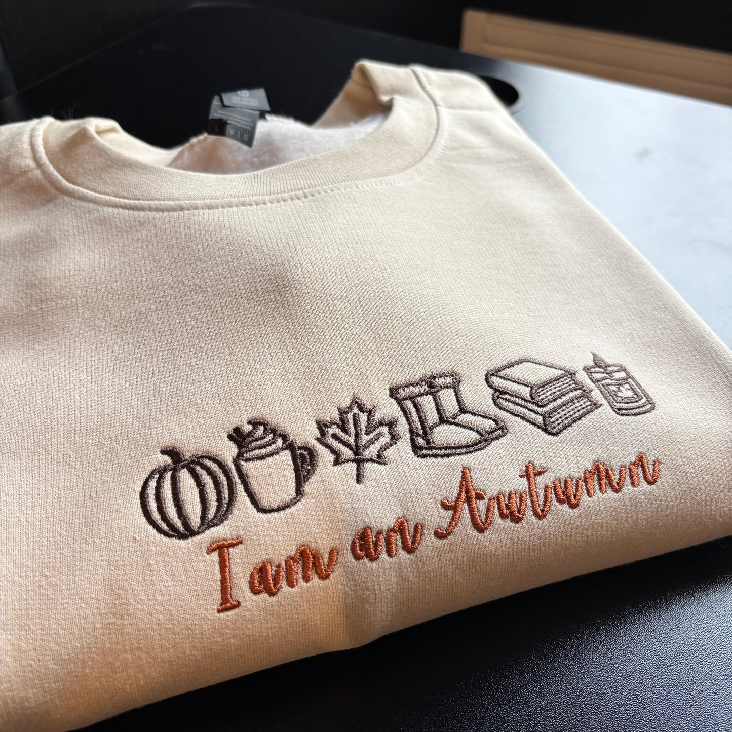 READY TO SHIP LARGE BEIGE I’M AN AUTUMN EMBROIDERED SWEATSHIRT