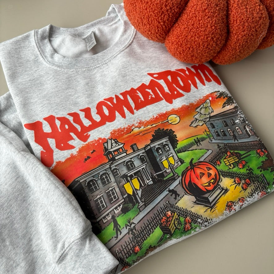 HALLOWEENTOWN PRINTED T-SHIRT/ SWEATSHIRT