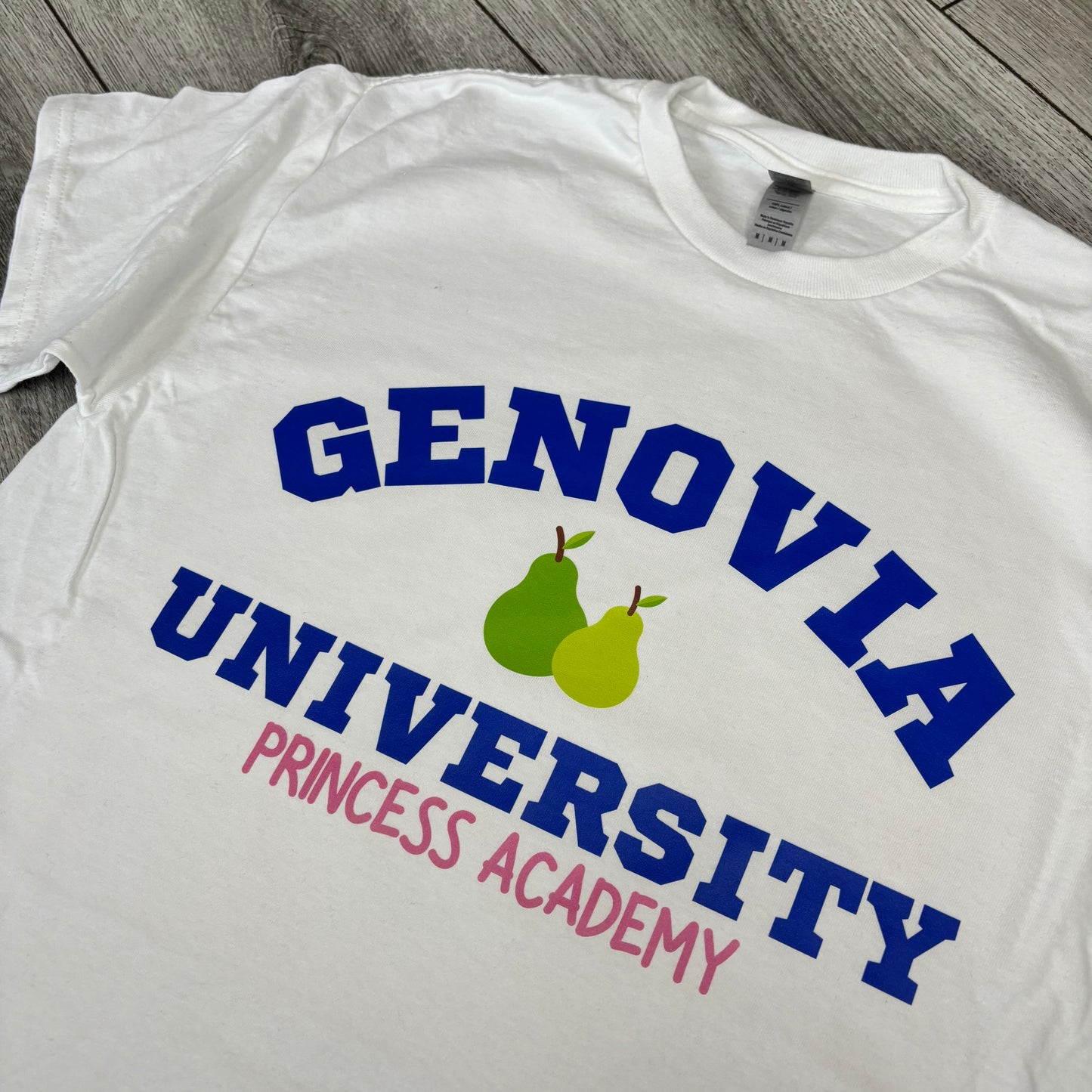 GENOVIA UNIVERSITY PRINTED T-SHIRT