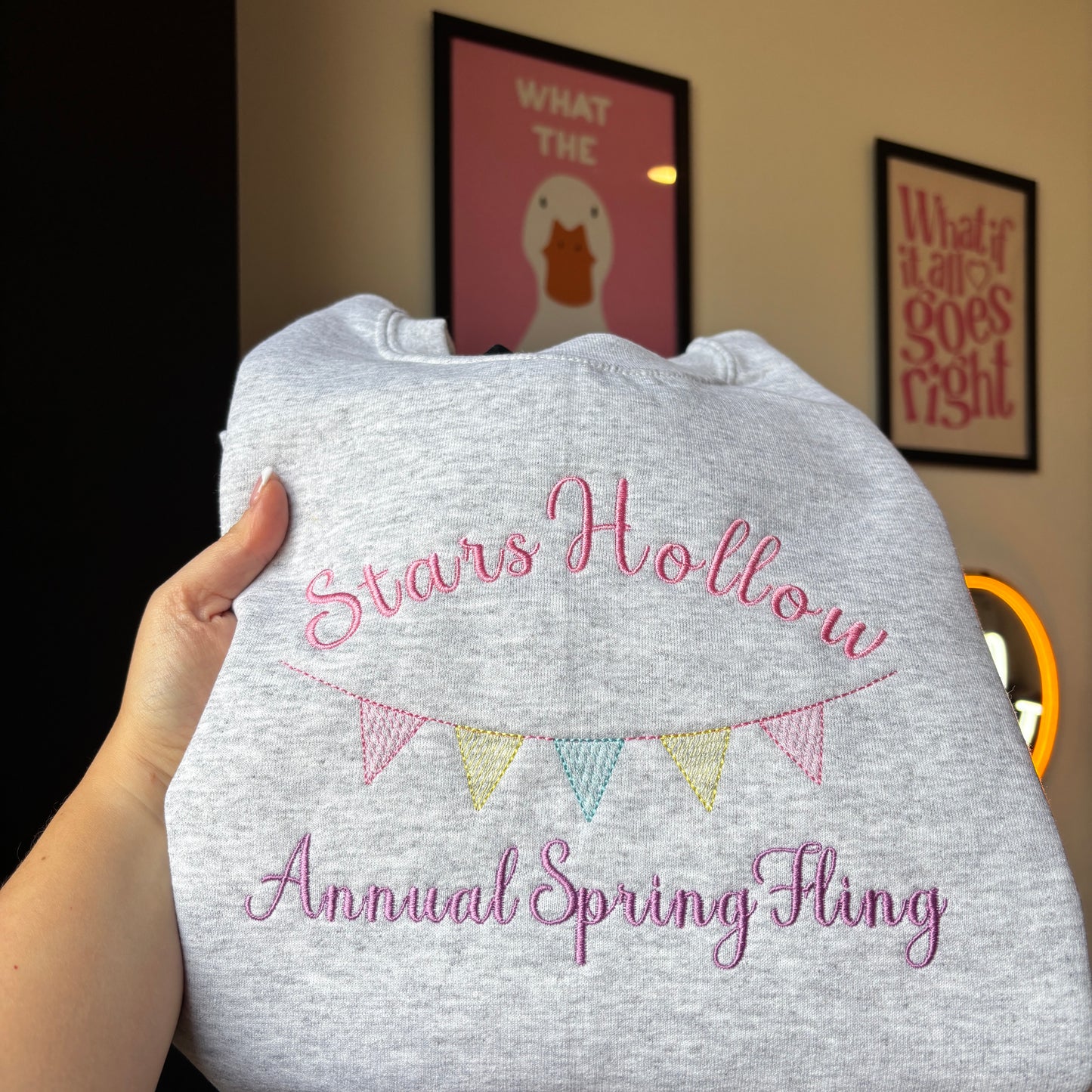 STARS HOLLOW ANNUAL SPRING FLING EMBROIDERED SWEATSHIRT