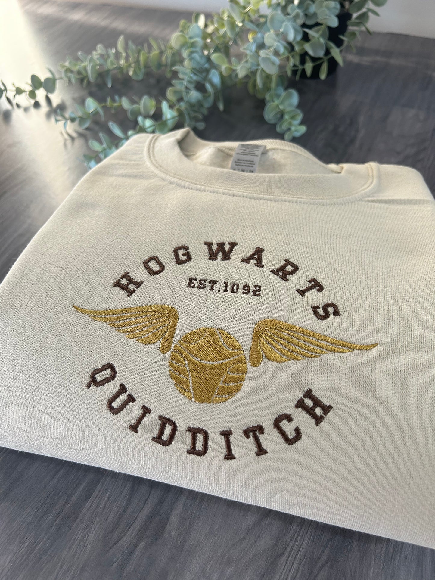 QUIDDITCH EMBROIDERED SWEATSHIRT