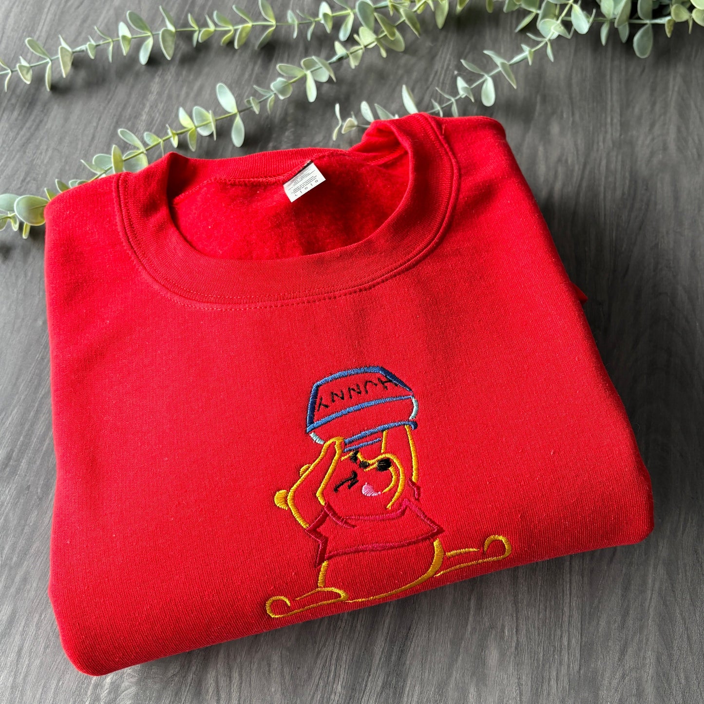 HUNNY BEAR EMBROIDERED SWEATSHIRT