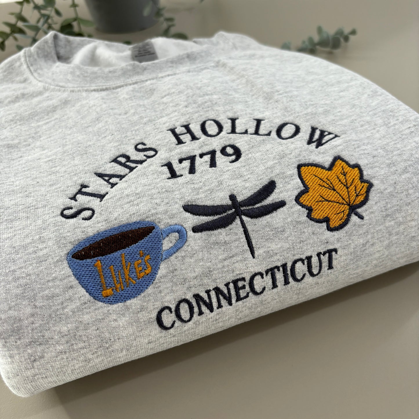 STARS HOLLOW ICONS EMBROIDERED SWEATSHIRT