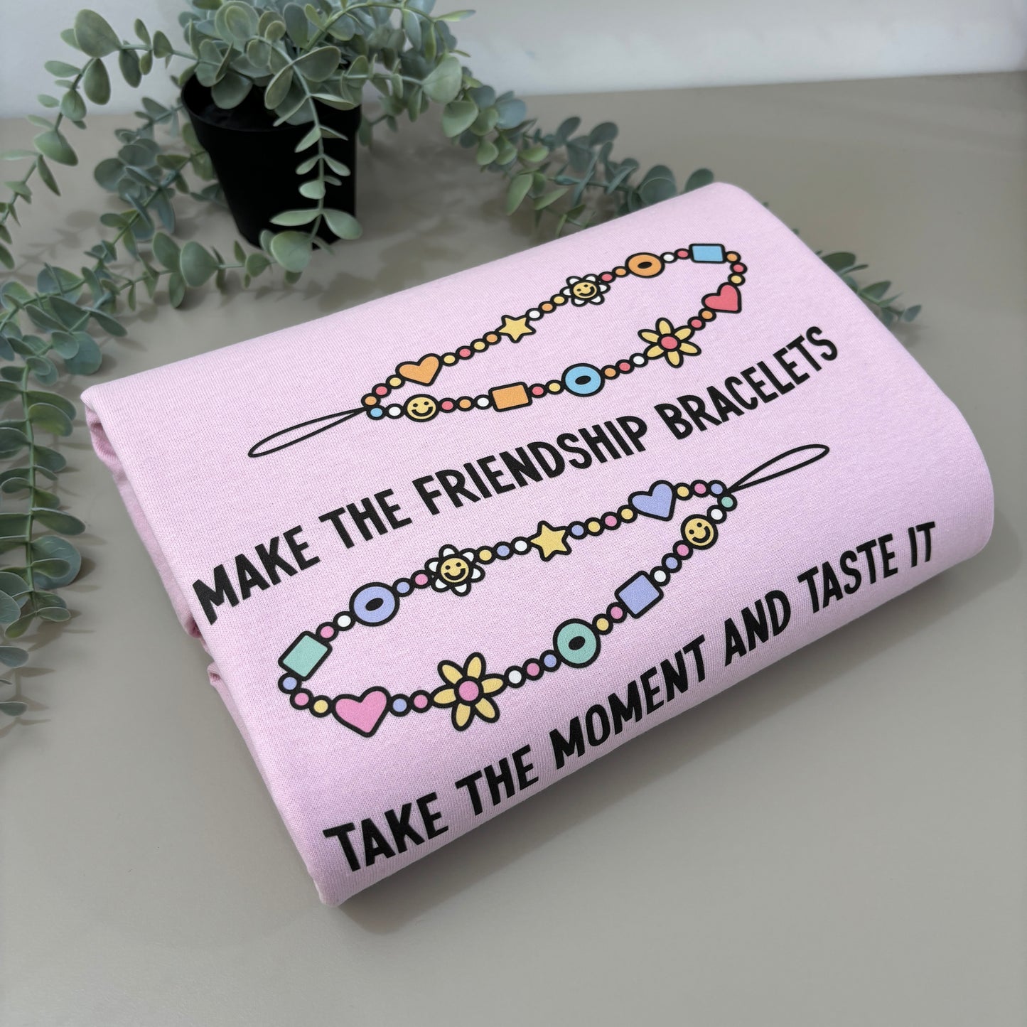 FRIENDSHIP BRACELETS PRINTED T-SHIRT/SWEATSHIRT