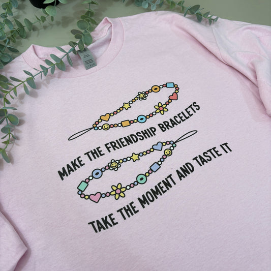 FRIENDSHIP BRACELETS PRINTED T-SHIRT/SWEATSHIRT