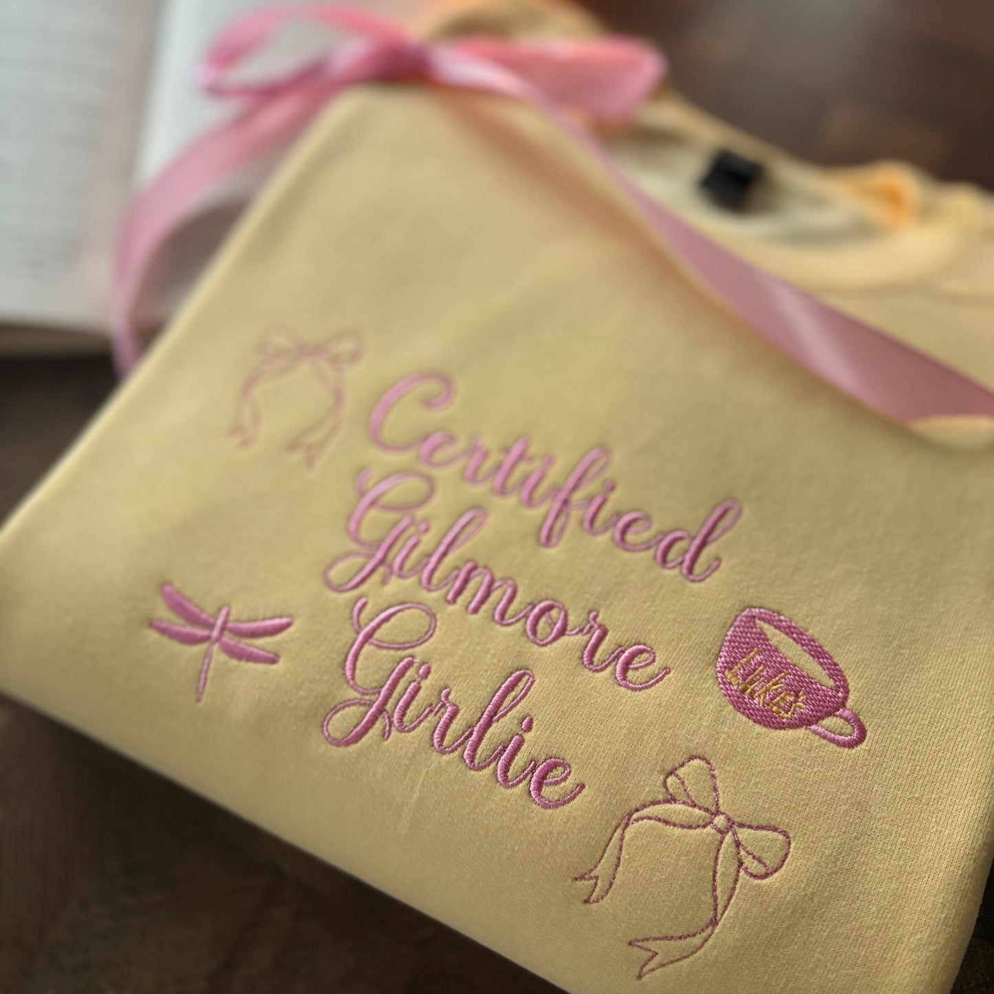 CERTIFIED GILMORE GIRLIE EMBROIDERED SWEATSHIRT