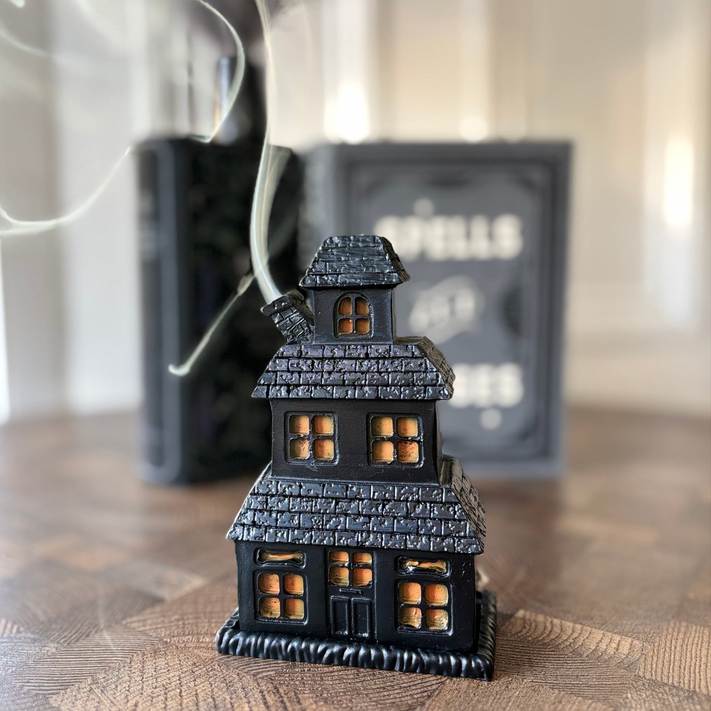 HAUNTED HALLOWEEN HOUSE INCENSE CONE BURNER
