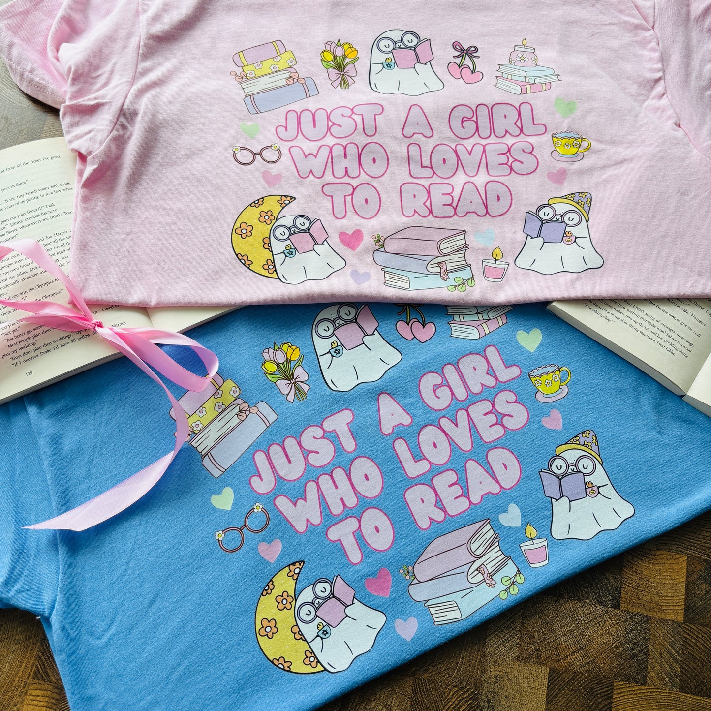 JUST A GIRL WHO LOVES TO READ PRINTED T-SHIRT/SWEATSHIRT