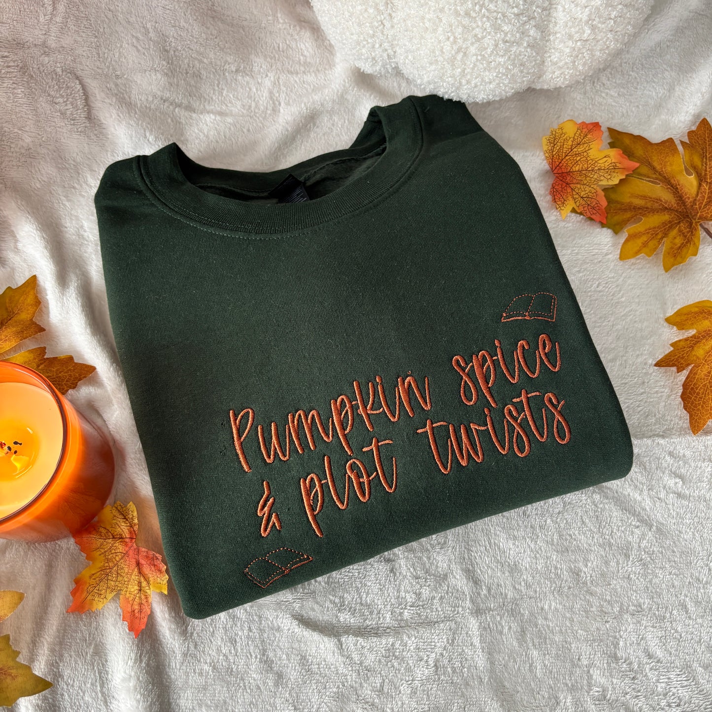 PUMPKIN SPICE & PLOT TWISTS EMBROIDERED SWEATSHIRT