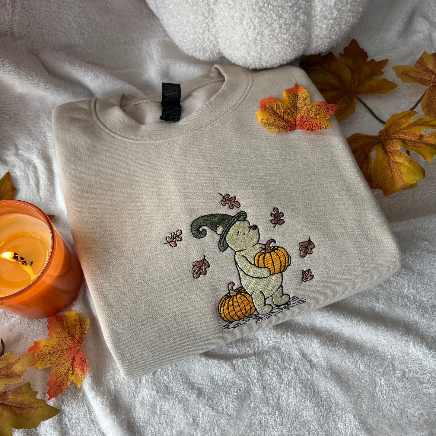 WITCHY WINNIE EMBROIDERED SWEATSHIRT