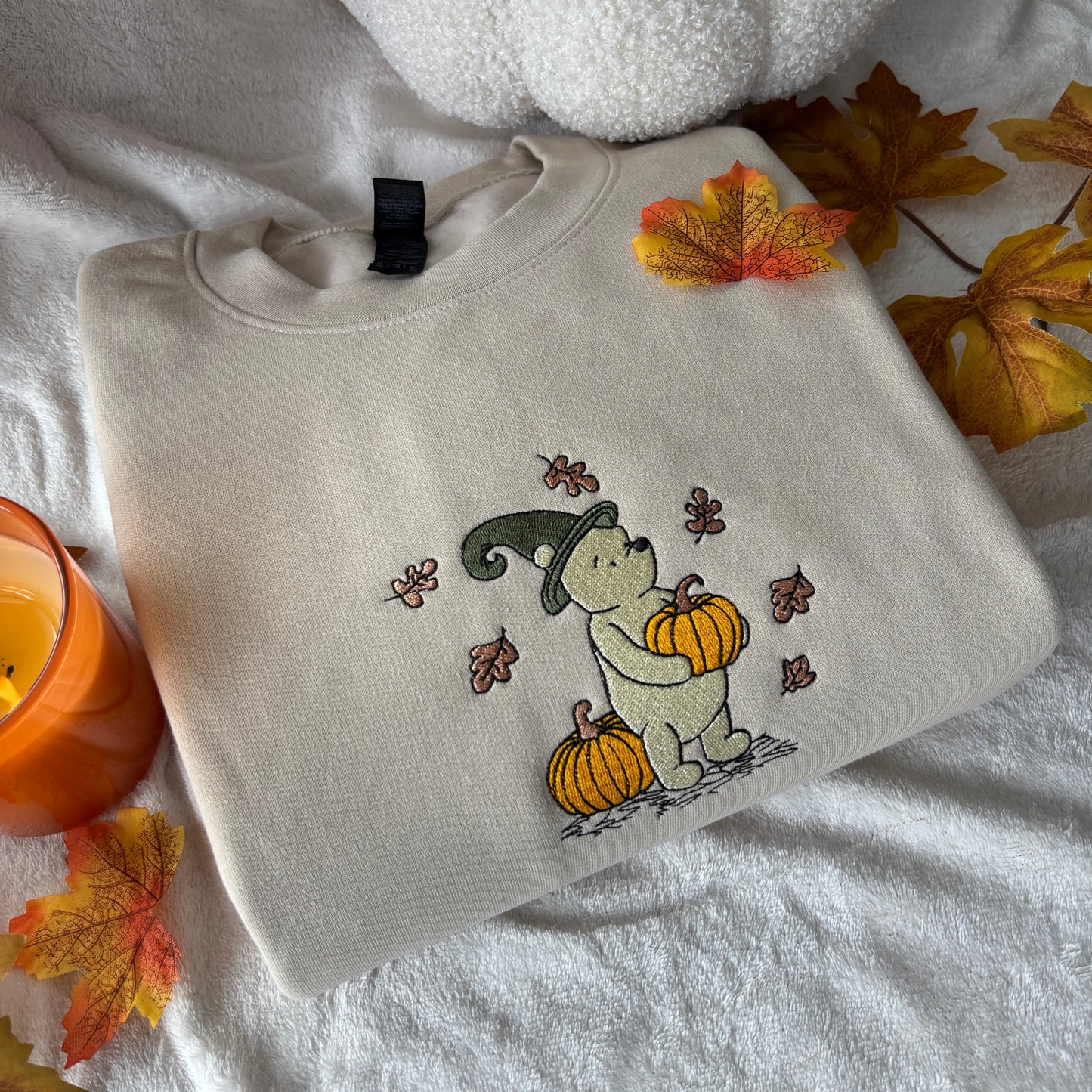 WITCHY WINNIE EMBROIDERED SWEATSHIRT