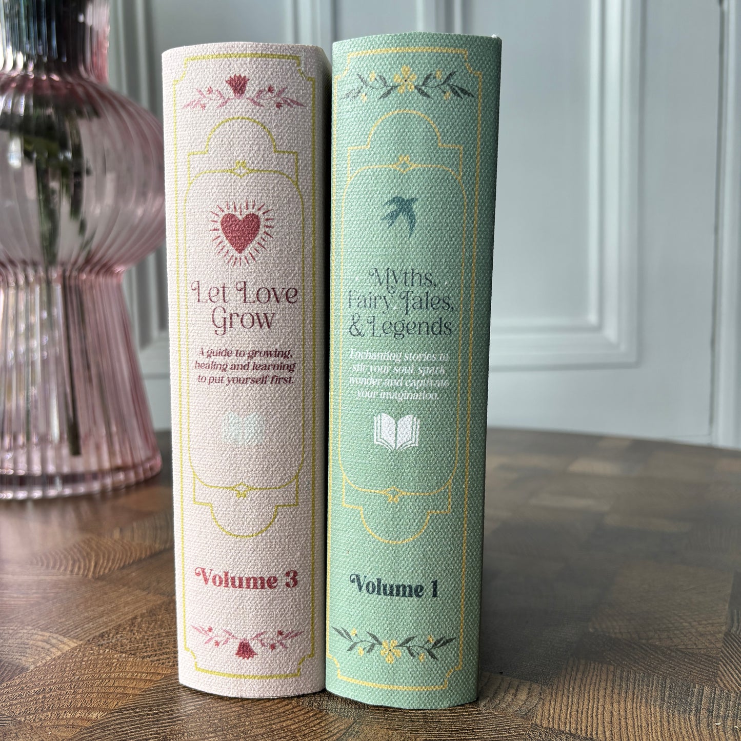 PASTEL BOOKISH STORAGE BOX