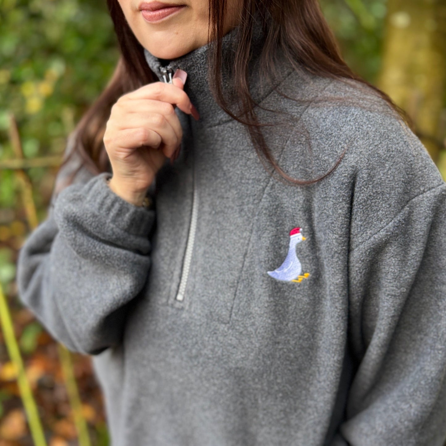 SUPER COSY CHRISTMAS EMBROIDERED FLEECE π