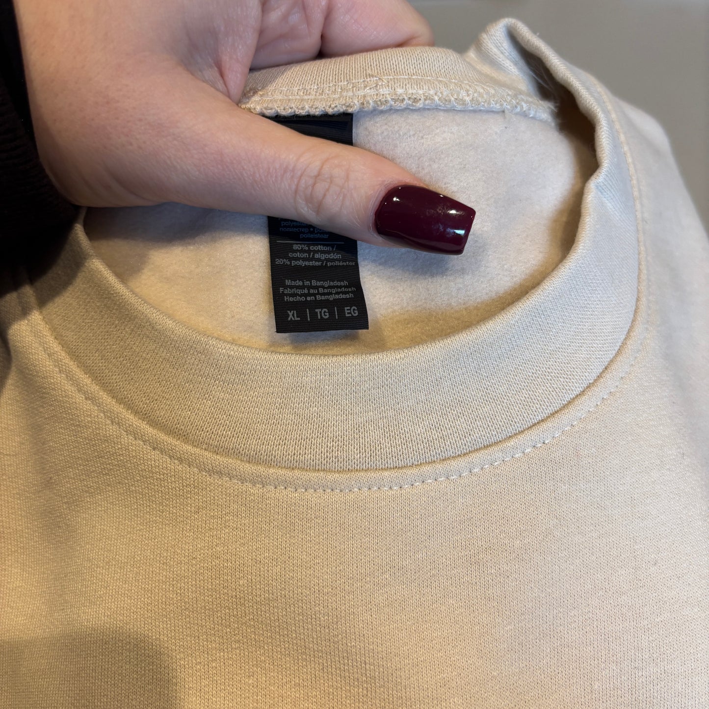 XL BEIGE GINGERBREAD BAKERY EMBROIDERED SWEATSHIRT *SAMPLE*