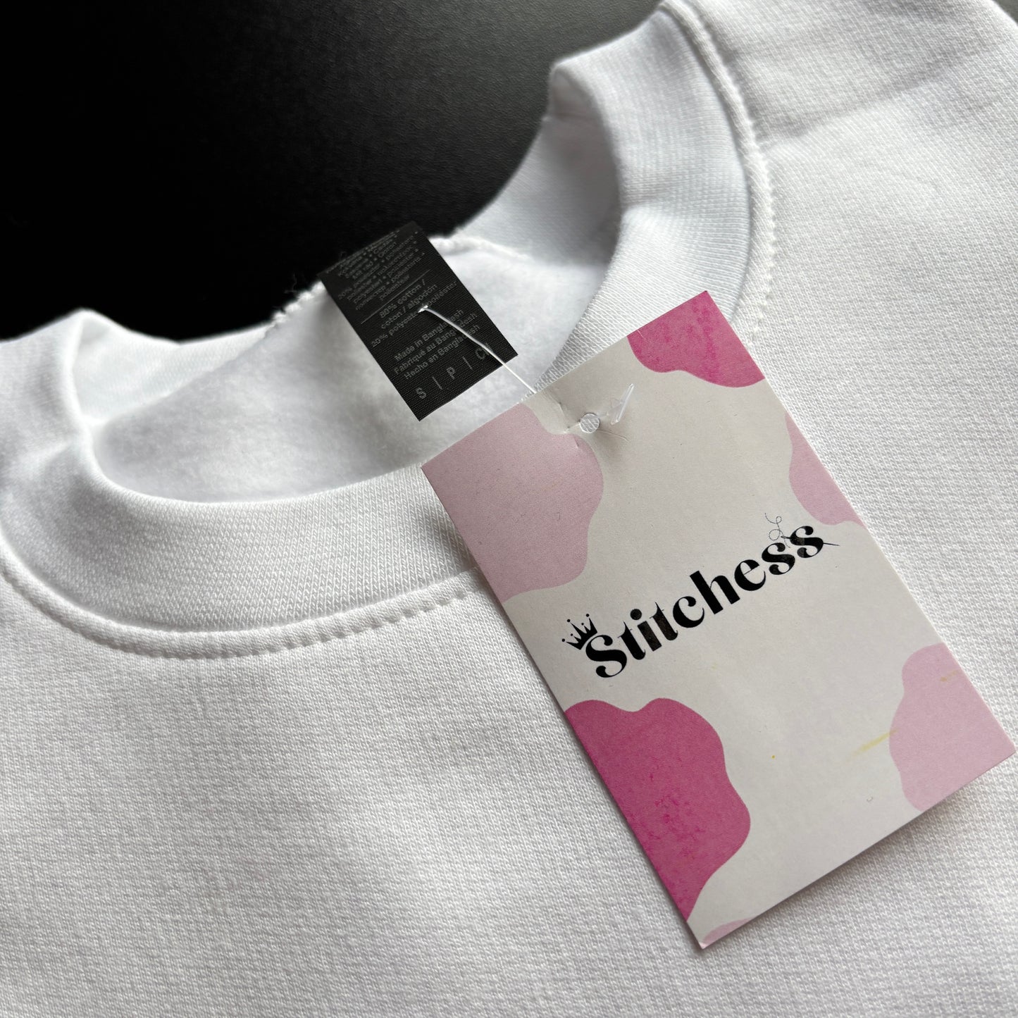 SMALL WHITE SORRY SANTA I'VE BEEN FERAL EMBROIDERED SWEATSHIRT *SAMPLE*