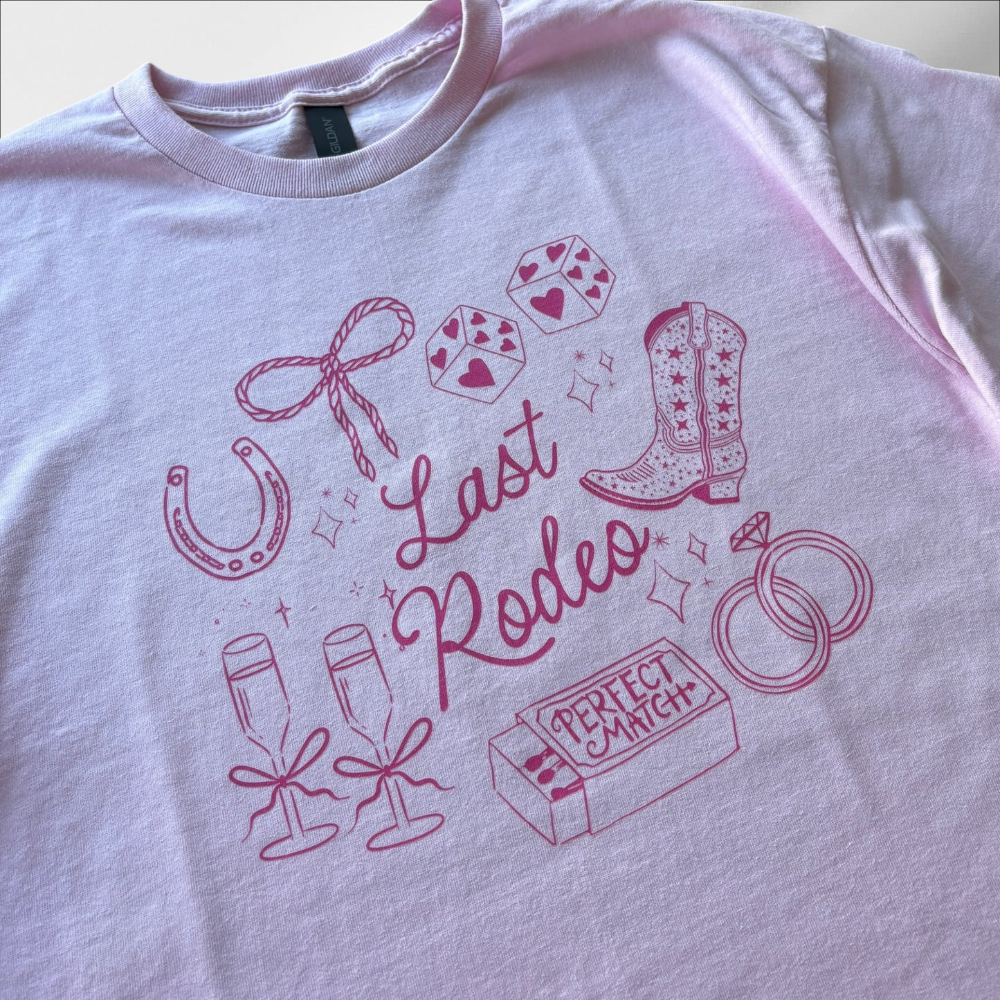 LAST RODEO PRINTED T-SHIRT/SWEATSHIRT