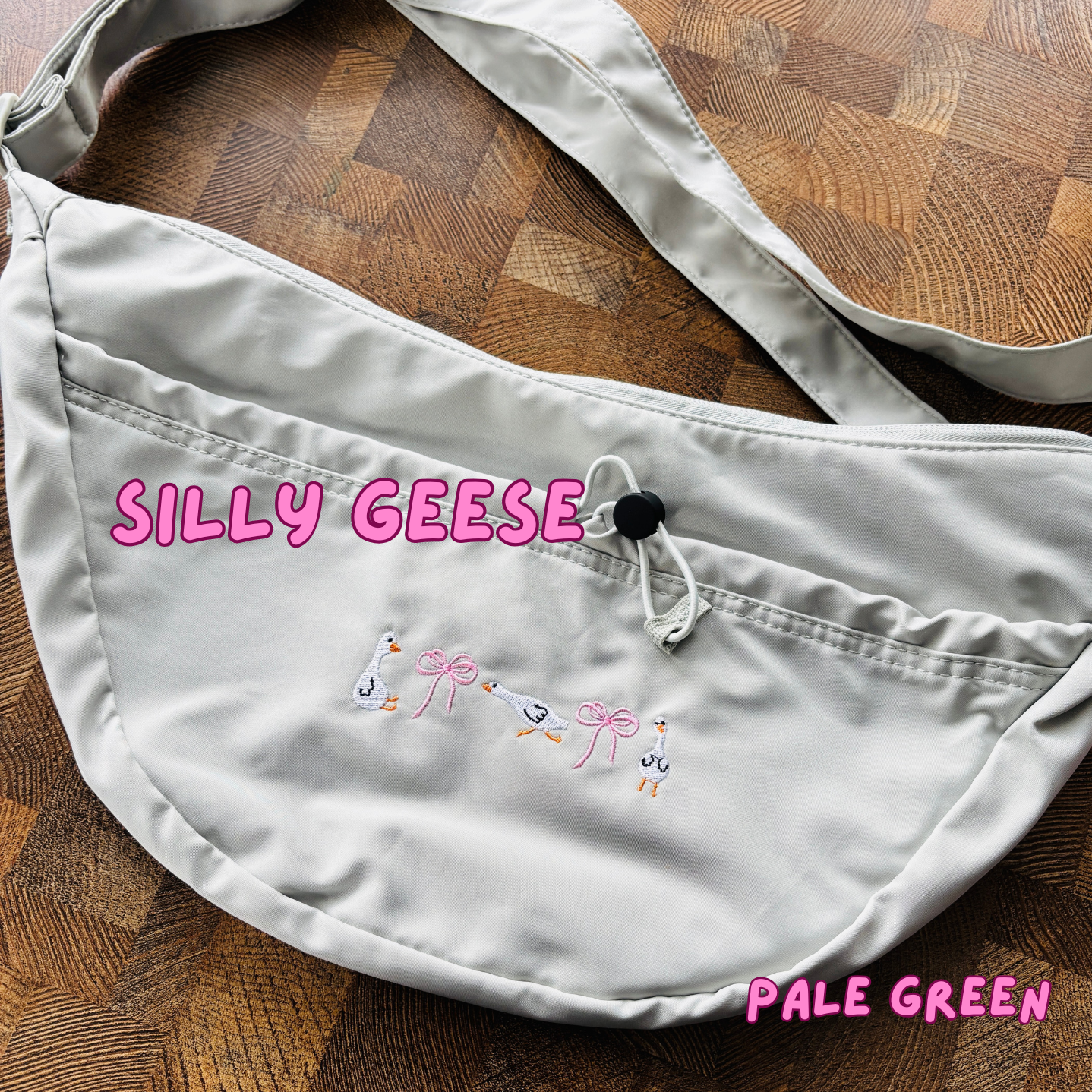EMBROIDERED CROSSBODY BAG 💓