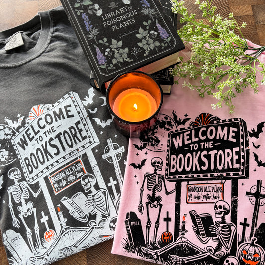 HAUNTED BOOKSTORE PRINTED T-SHIRT 👻