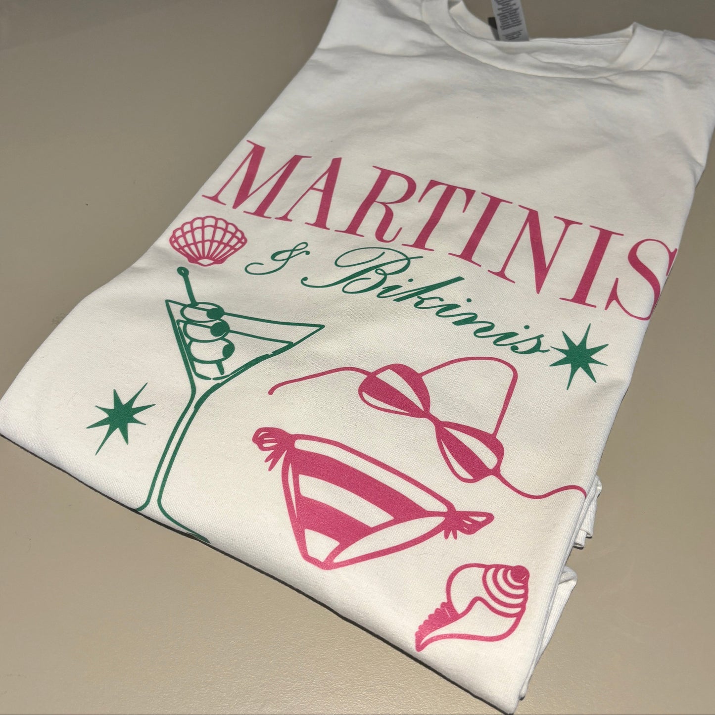 XL WHITE MARTINIS & BIKINIS TEE