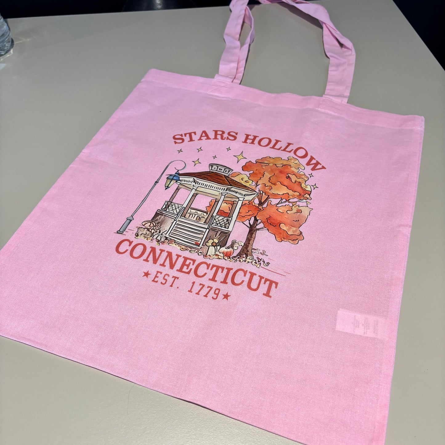 STARS HOLLOW CONNECTICUT PINK LIGHTWEIGHT TOTE
