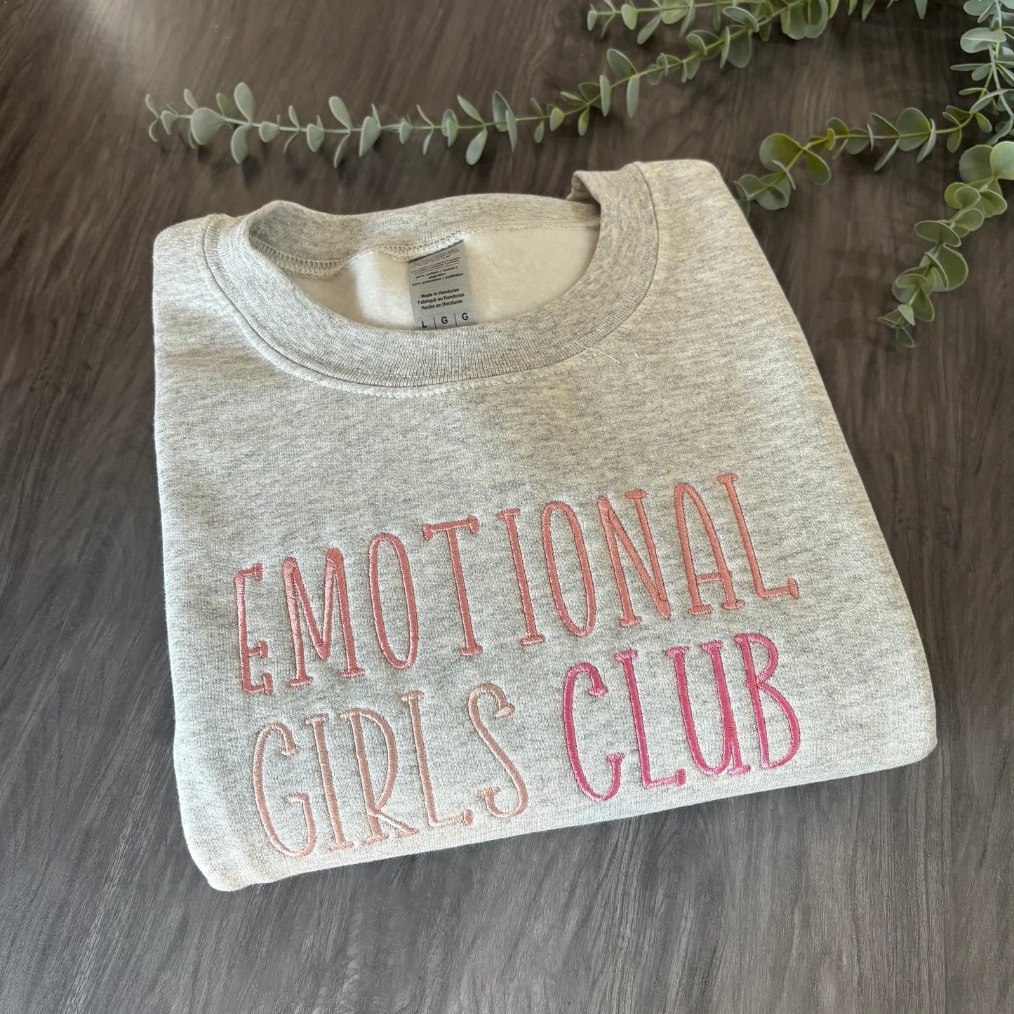 EMOTIONAL GIRLS CLUB EMBROIDERED SWEATSHIRT