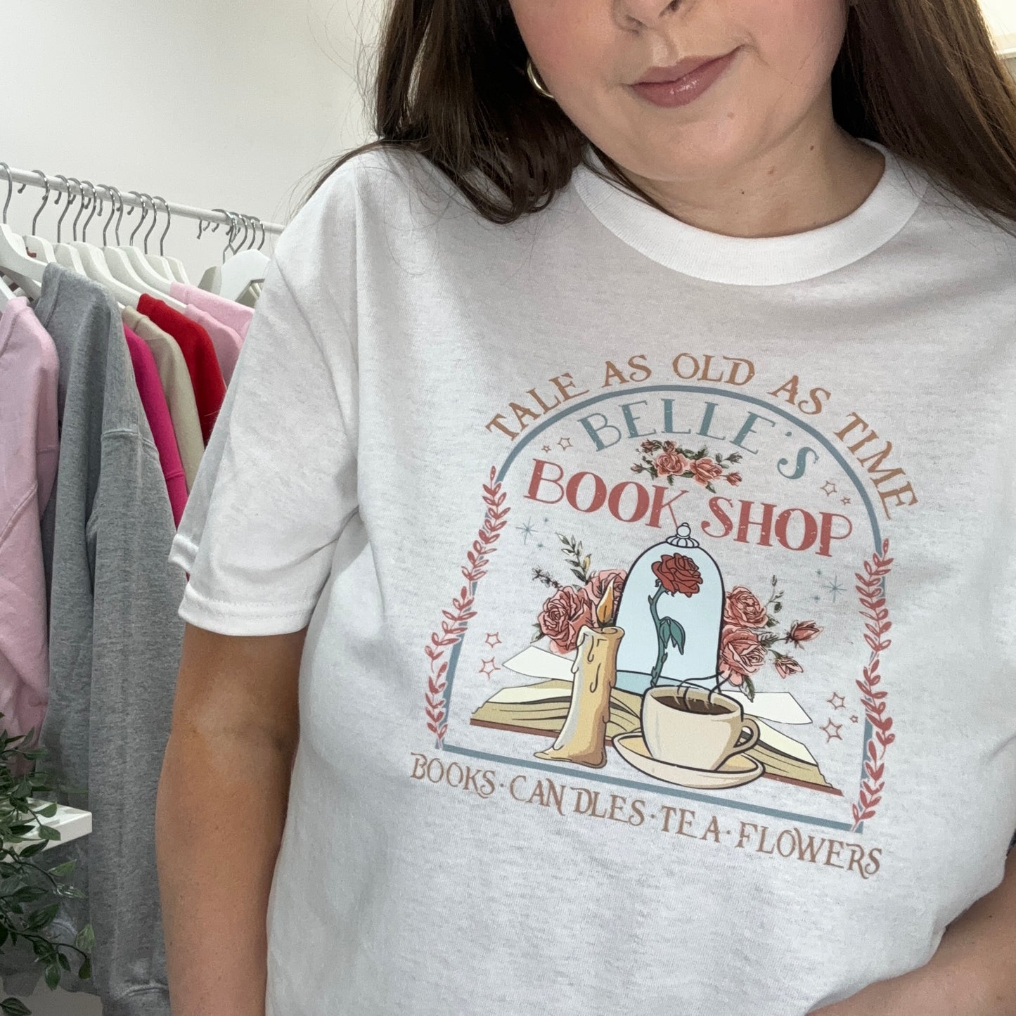 BELLE'S BOOKSHOP PRINTED T-SHIRT/SWEATSHIRT