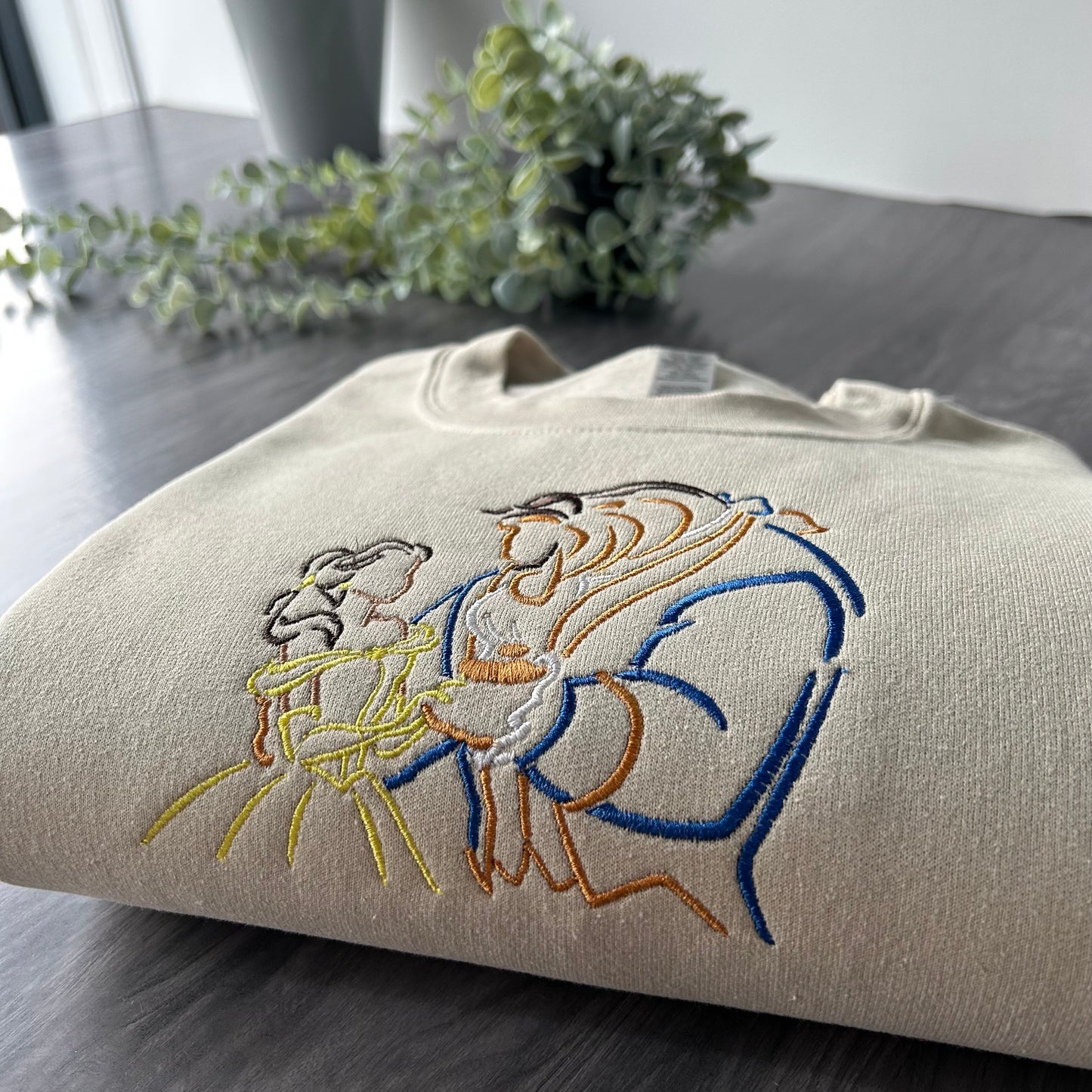 BELLE & BEAST EMBROIDERED SWEATSHIRT