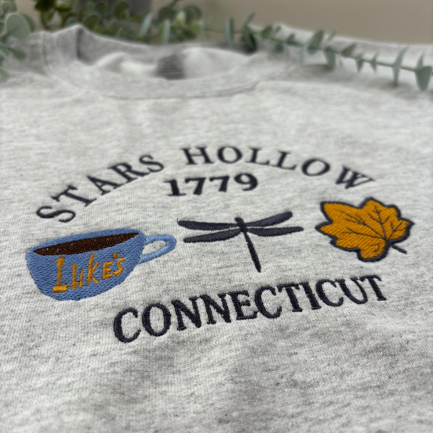STARS HOLLOW ICONS EMBROIDERED SWEATSHIRT