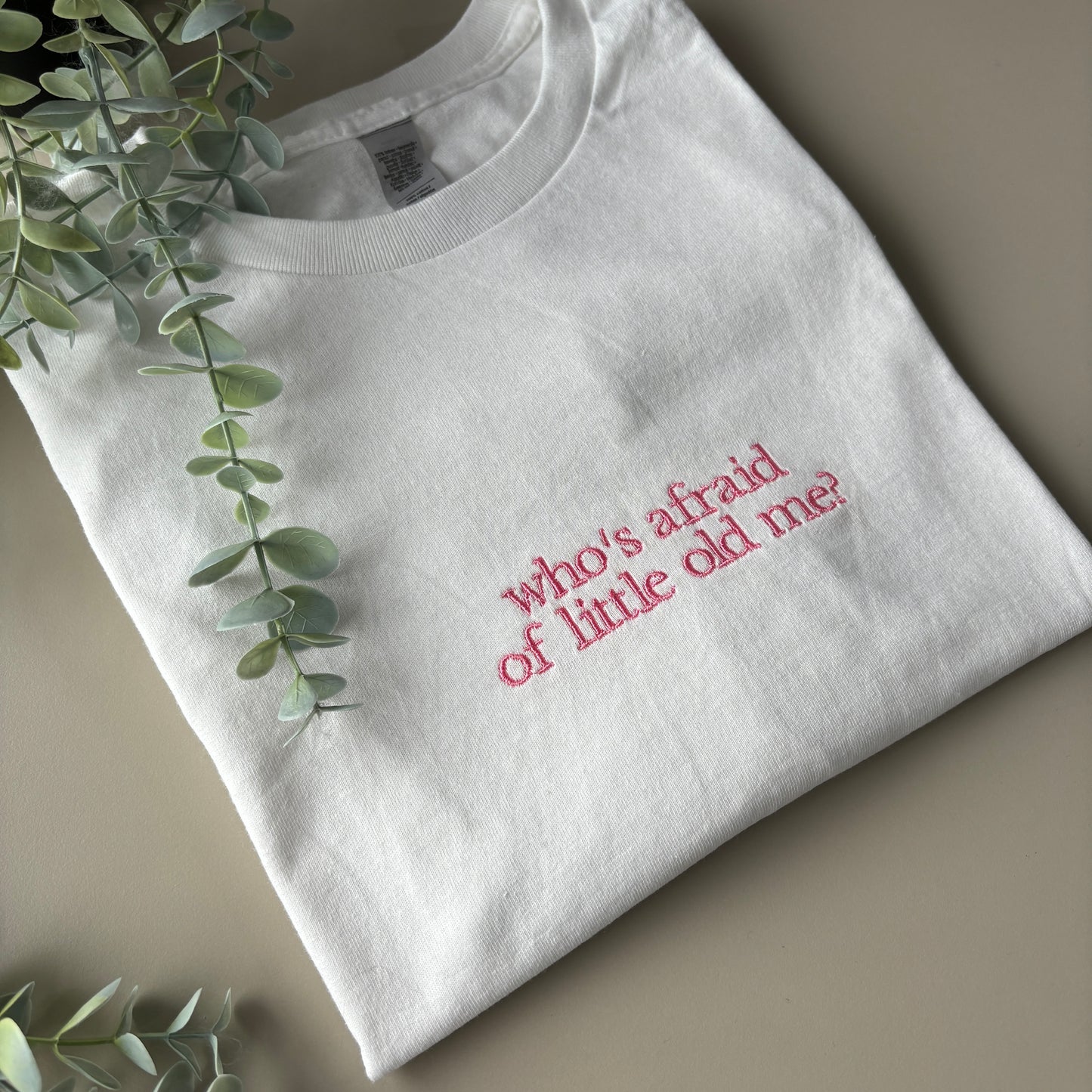 LITTLE OLD ME EMBROIDERED T-SHIRT/SWEATSHIRT