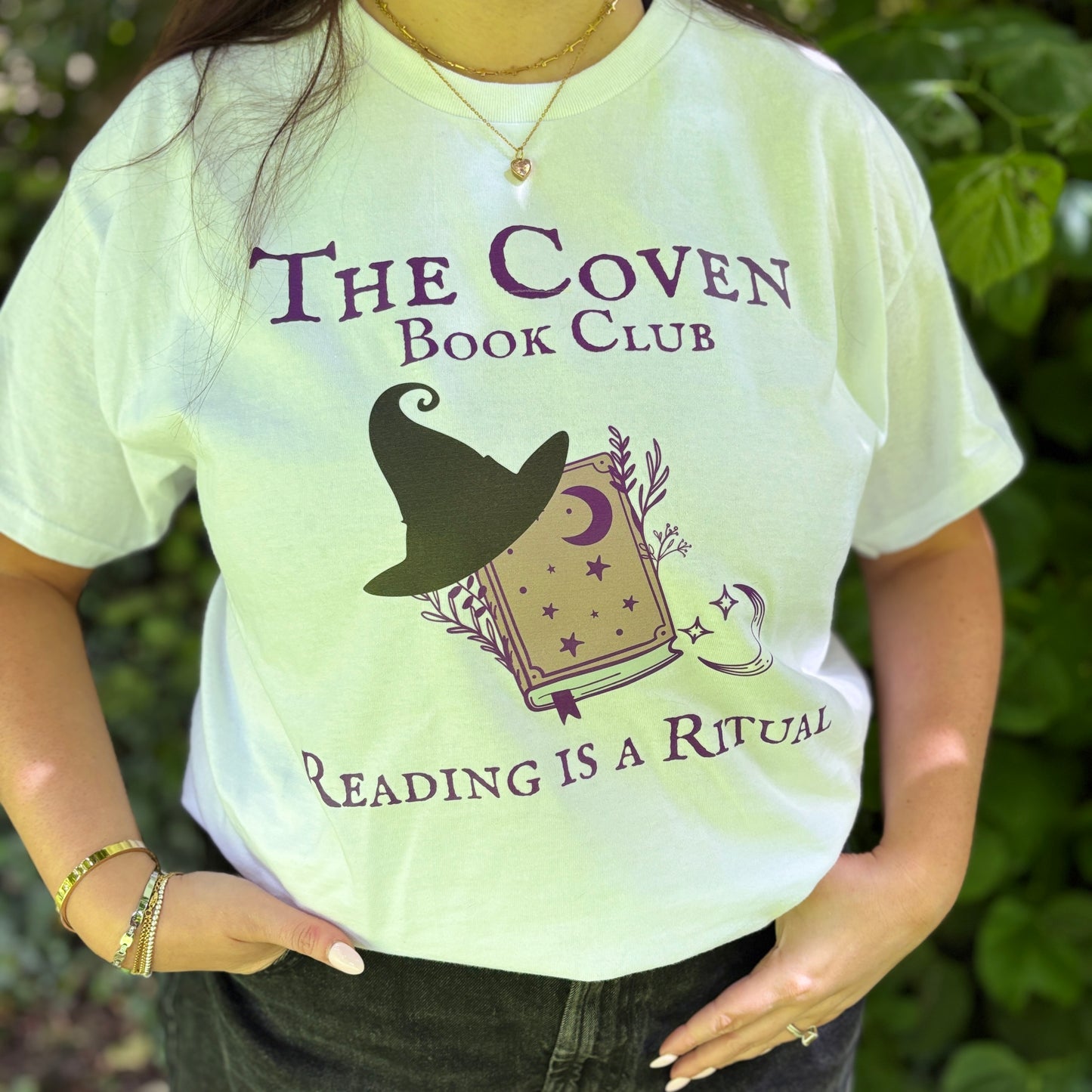 THE COVEN BOOKCLUB PRINTED T-SHIRT/ SWEATSHIRT