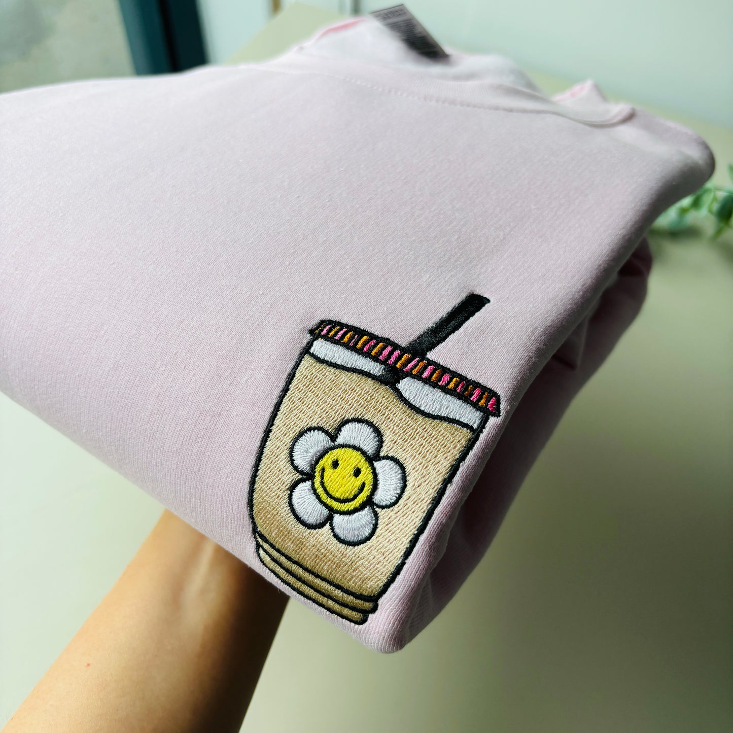 ICED COFFEE EMBROIDERED SWEATSHIRT