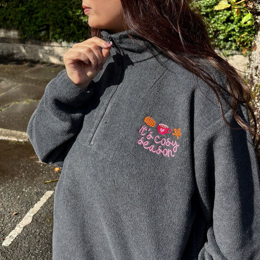 SUPER COSY EMBROIDERED FLEECE