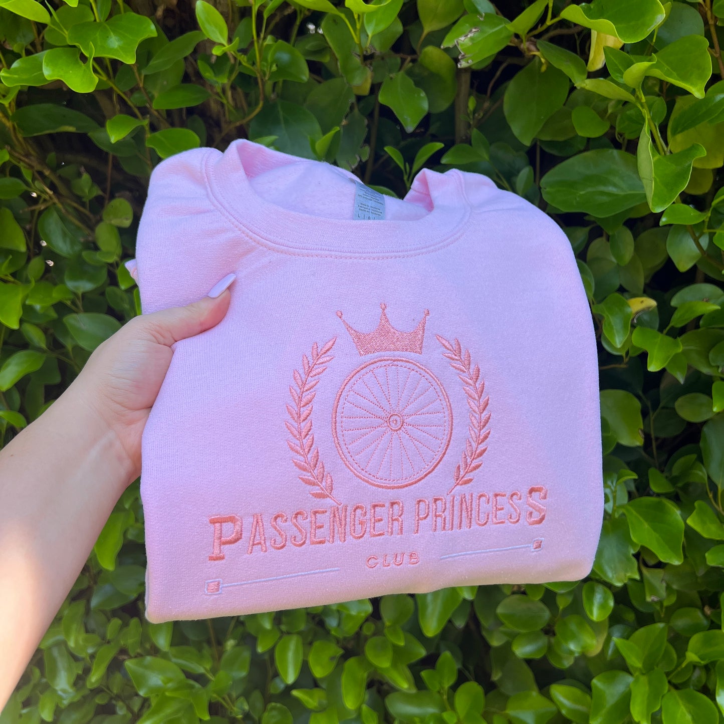 PASSENGER PRINCESS EMBROIDERED SWEATSHIRT