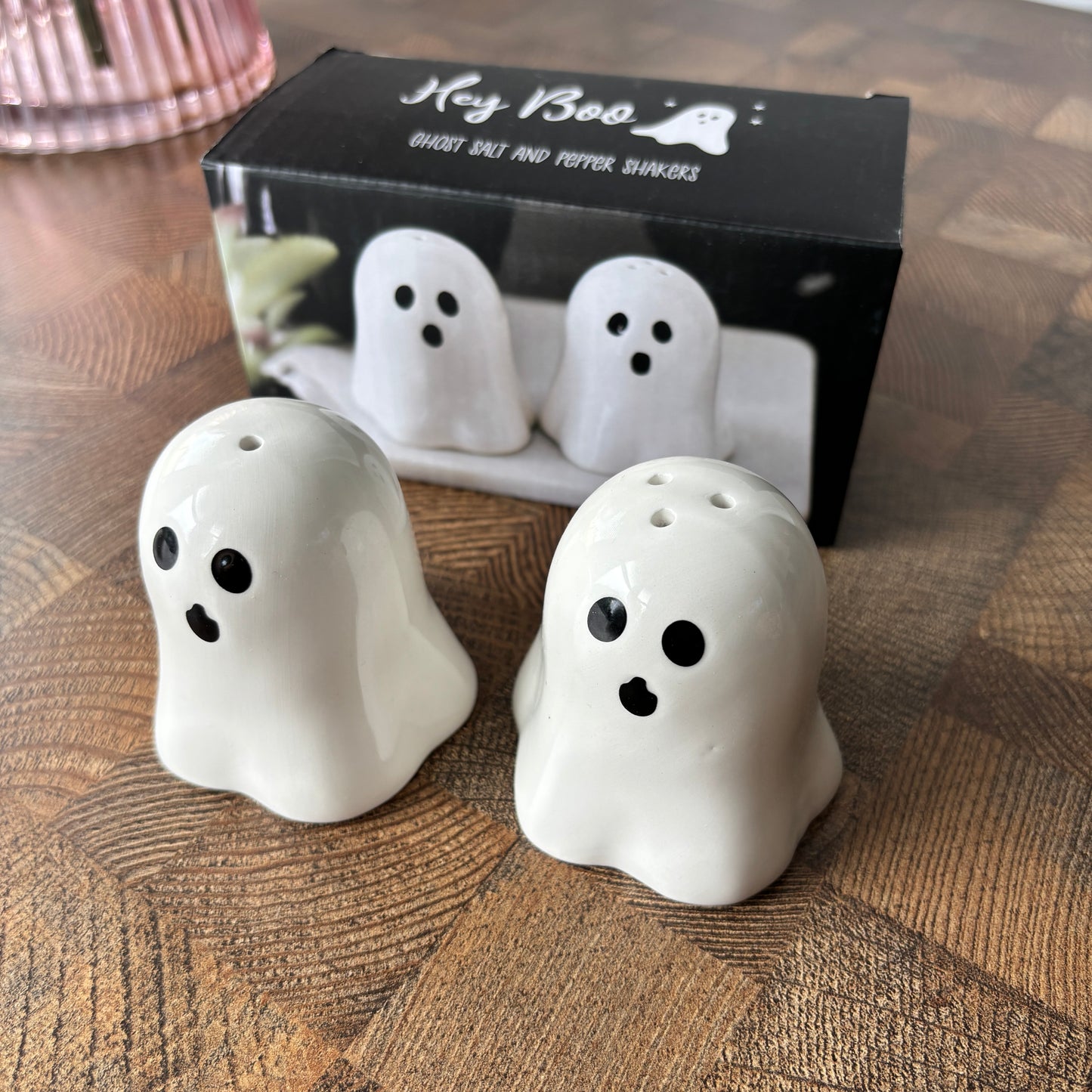 ADORABLE GHOST SALT & PEPPER SHAKER SET