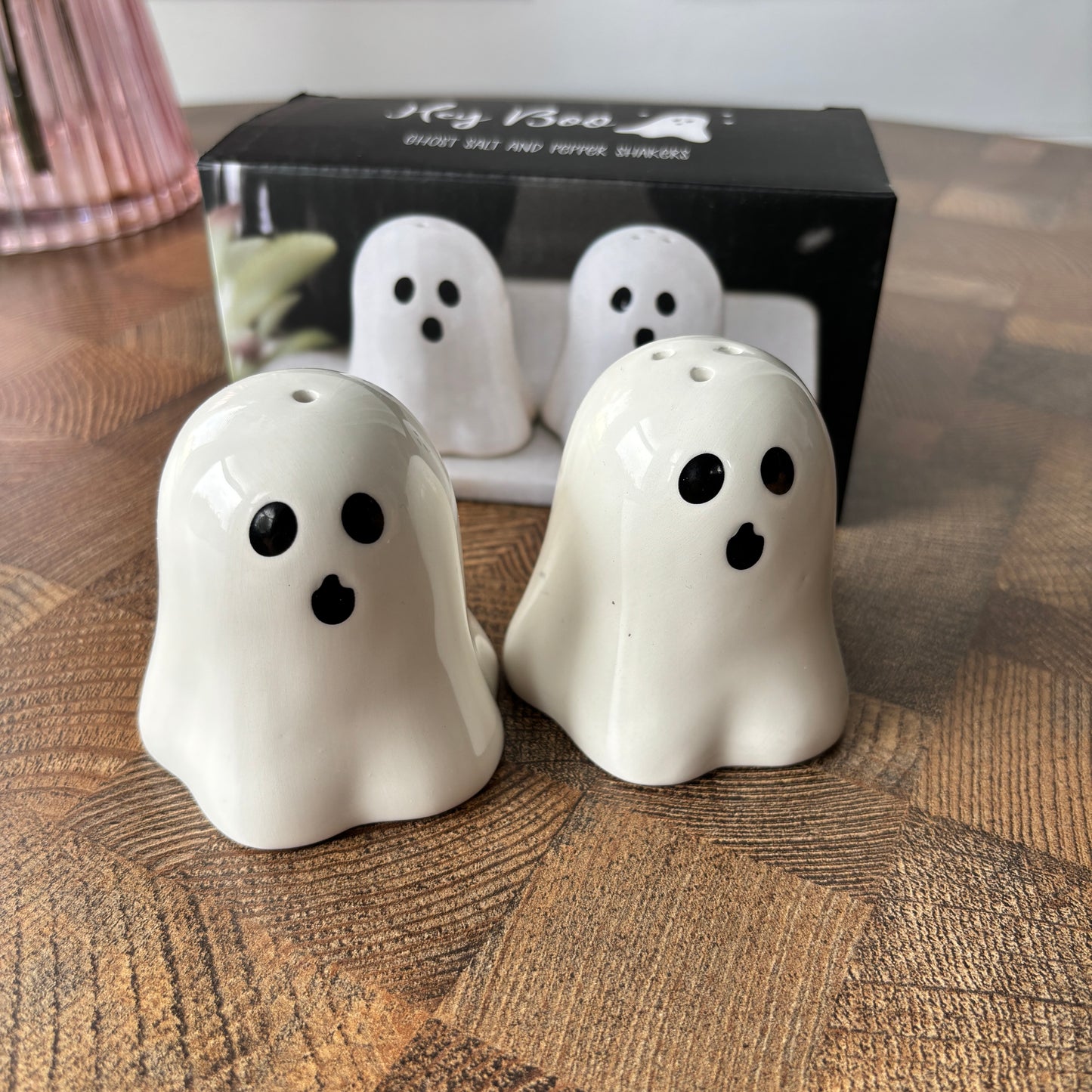 ADORABLE GHOST SALT & PEPPER SHAKER SET