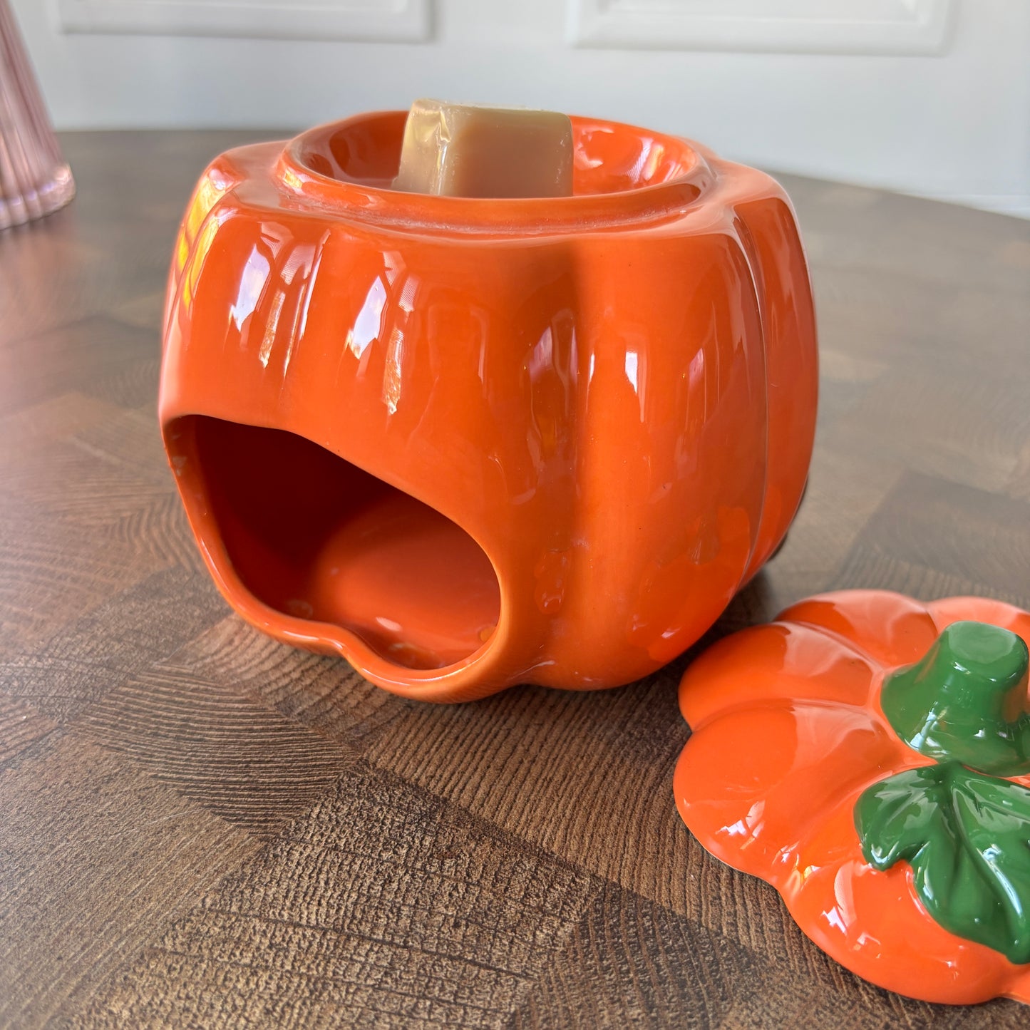 ADORABLE PUMPKIN WAX WARMER/ OIL BURNER