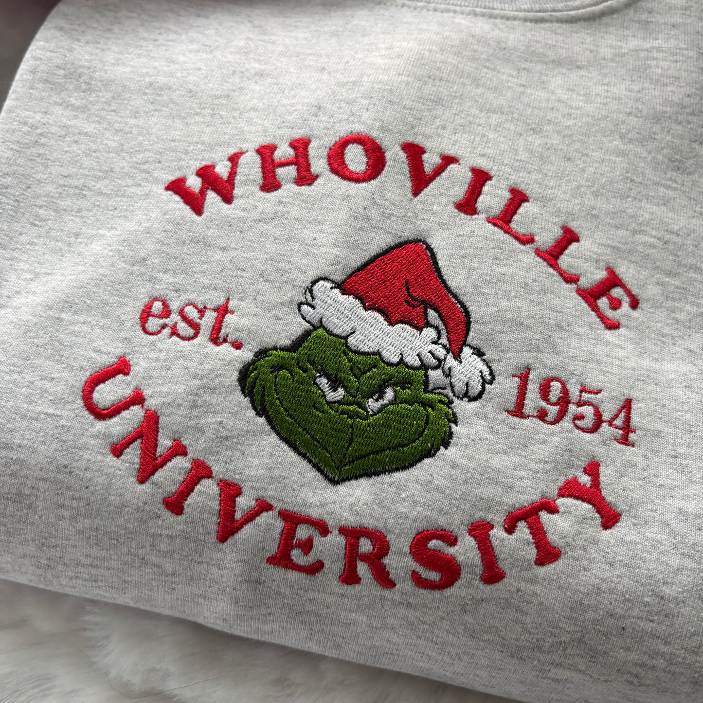 WHOVILLE UNIVERSITY EMBROIDERED SWEATSHIRT