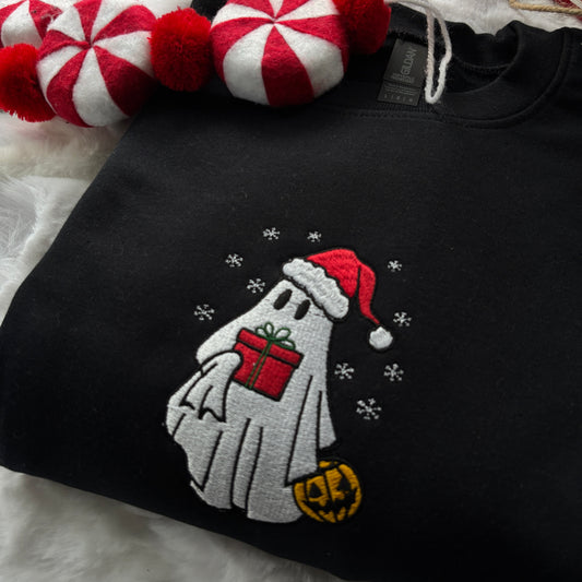 CHRISTMAS GHOST EMBROIDERED SWEATSHIRT