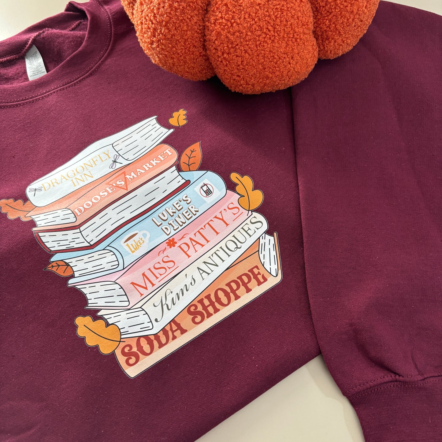 STARS HOLLOW STORES PRINTED T-SHIRT/SWEATSHIRT