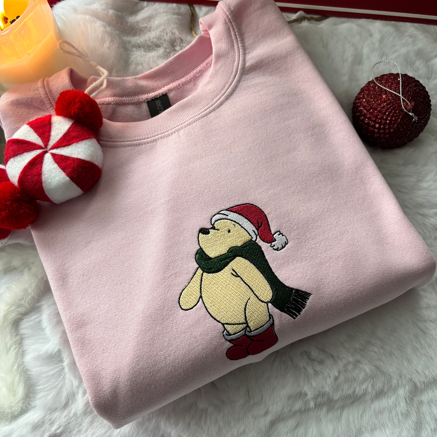 COSY CHRISTMAS WINNIE EMBROIDERED SWEATSHIRT