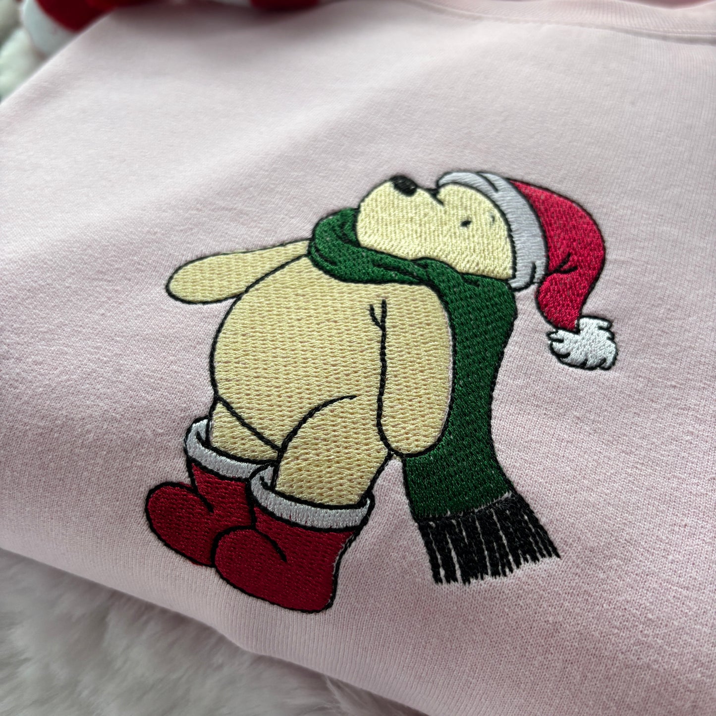 COSY CHRISTMAS WINNIE EMBROIDERED SWEATSHIRT