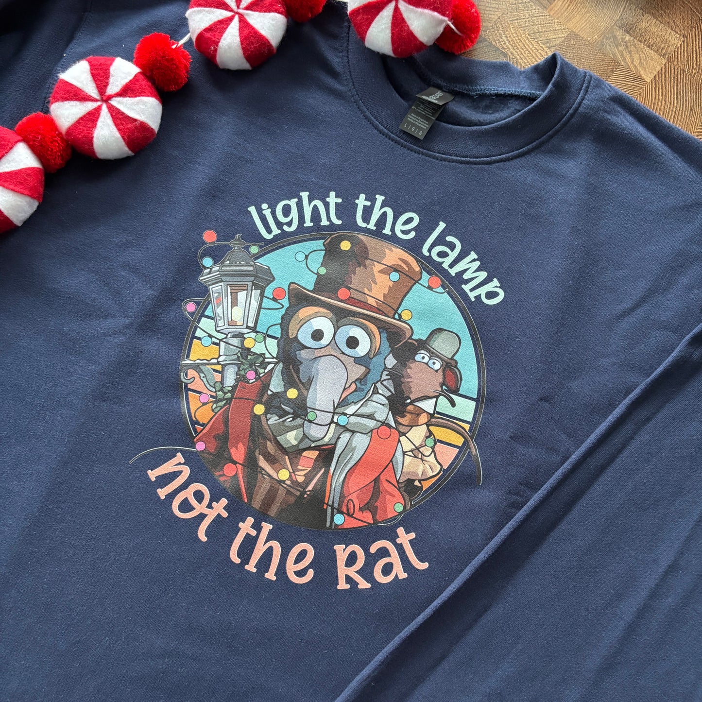 LIGHT THE LAMP NOT THE RAT PRINTED T-SHIRT/ SWEATSHIRT