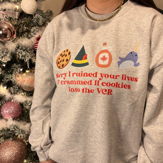 SORRY I RUINED YOUR LIVES ELF PRINTED T-SHIRT/ SWEATSHIRT