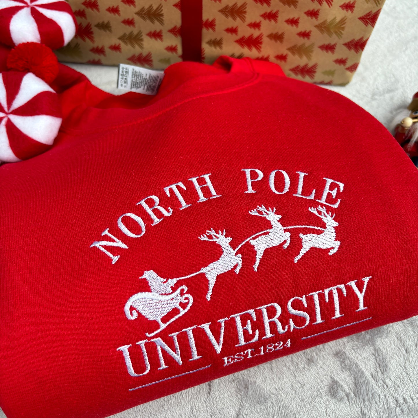 NORTH POLE UNIVERSITY EMBROIDERED SWEATSHIRT