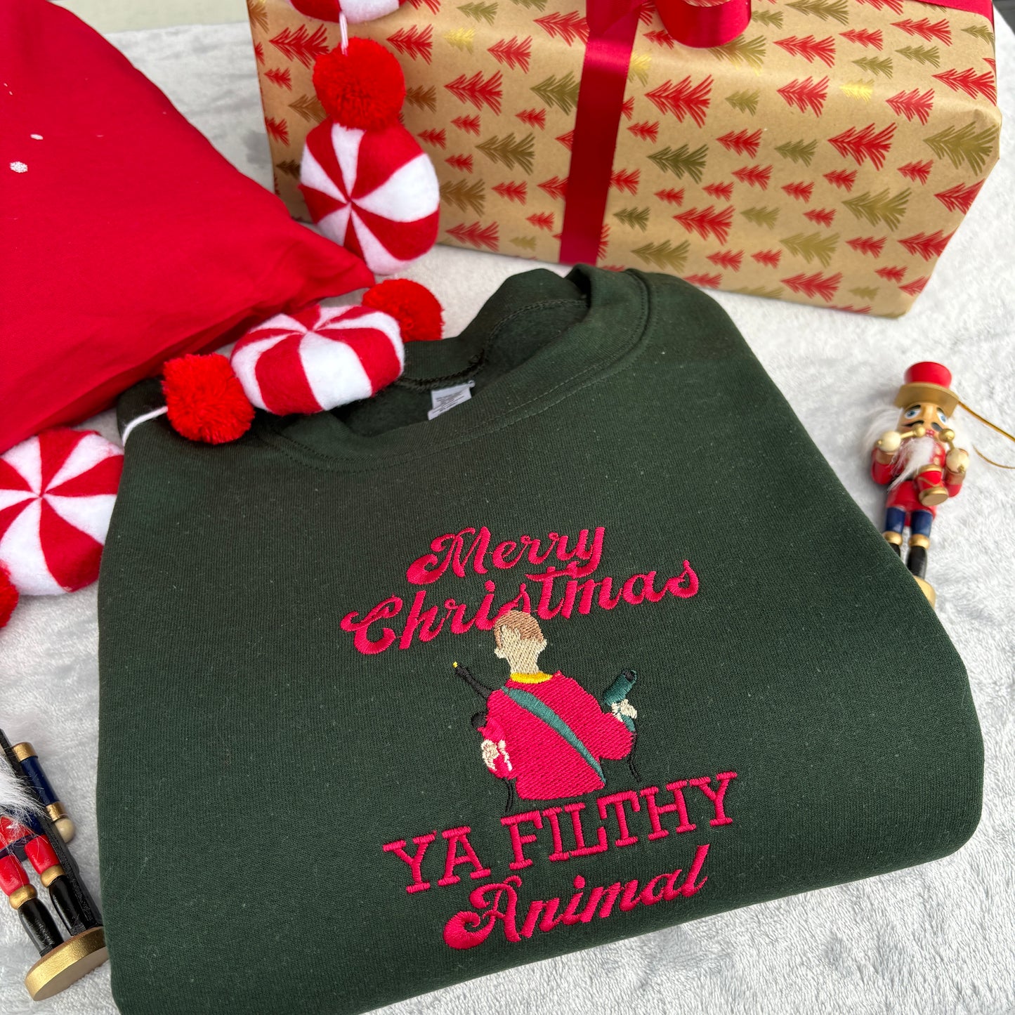 HOME ALONE EMBROIDERED SWEATSHIRT