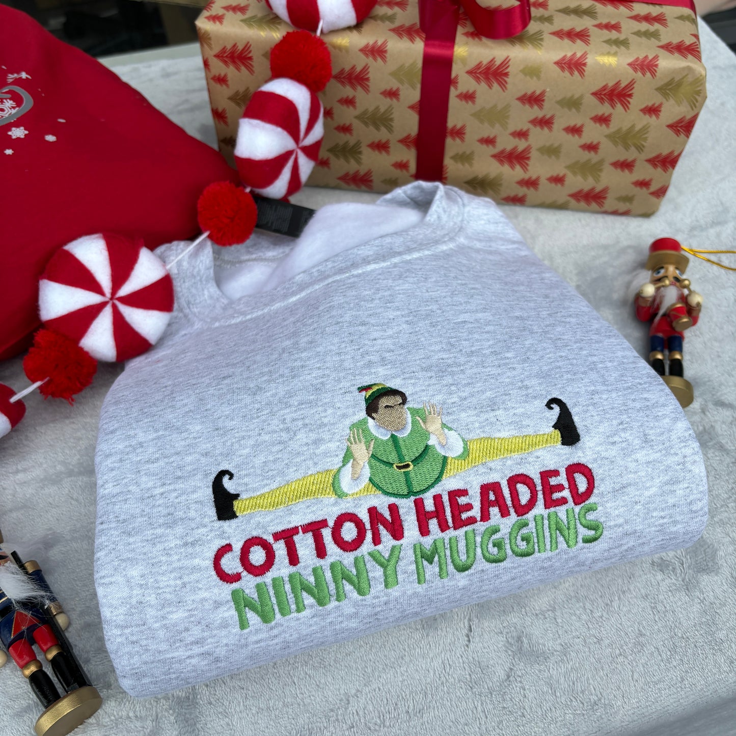 ELF NINNYMUGGINS EMBROIDERED SWEATSHIRT