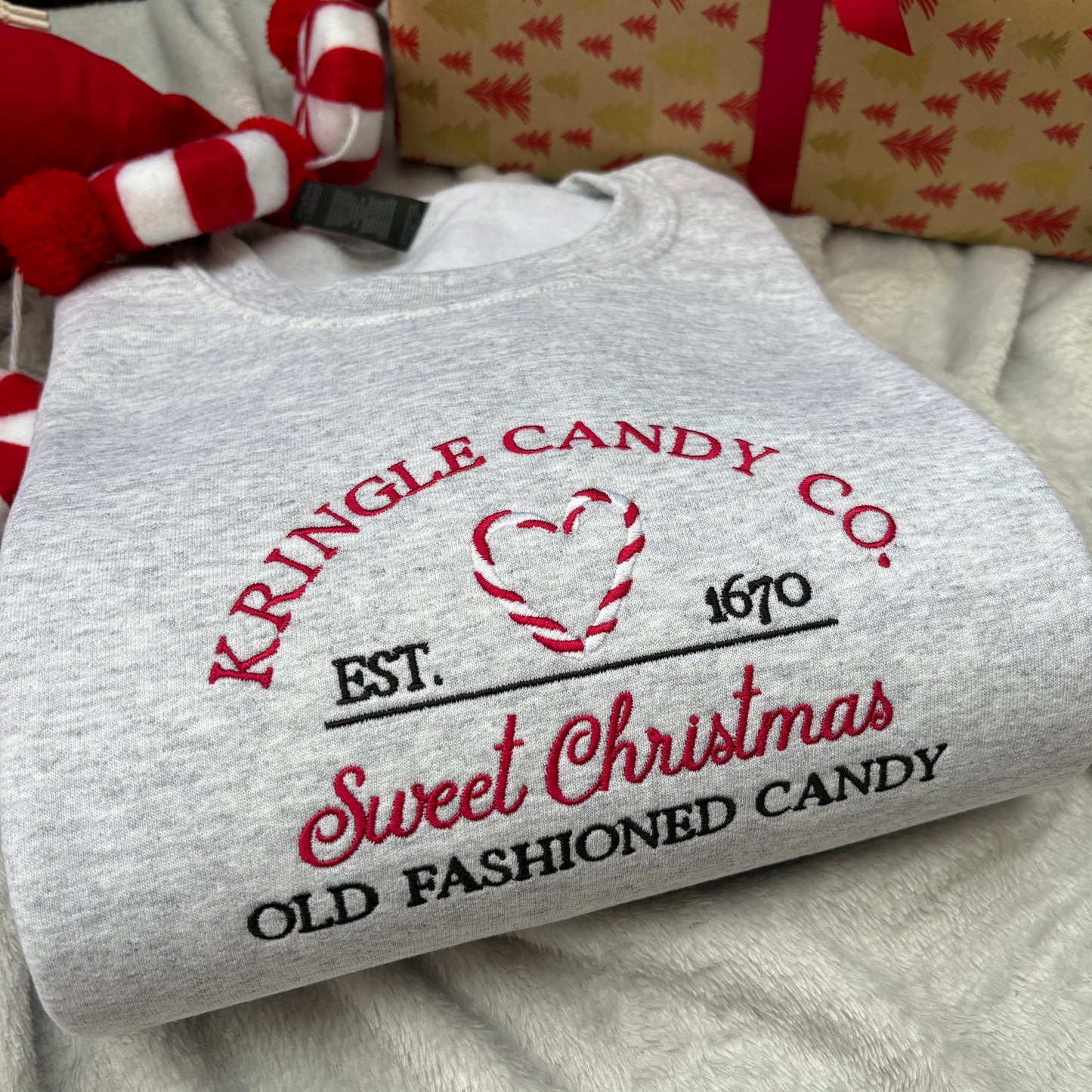 KRINGLE CANDY CO EMBROIDERED SWEATSHIRT