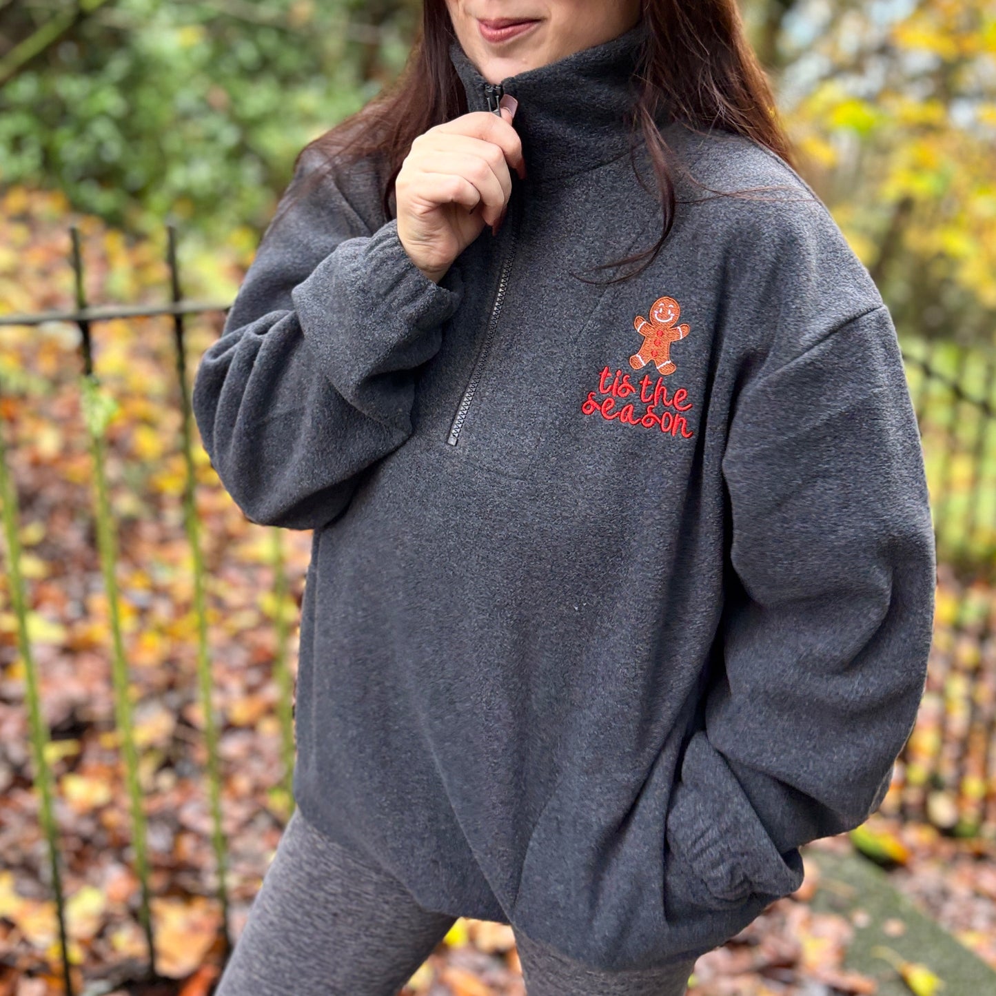 SUPER COSY CHRISTMAS EMBROIDERED FLEECE 🎅