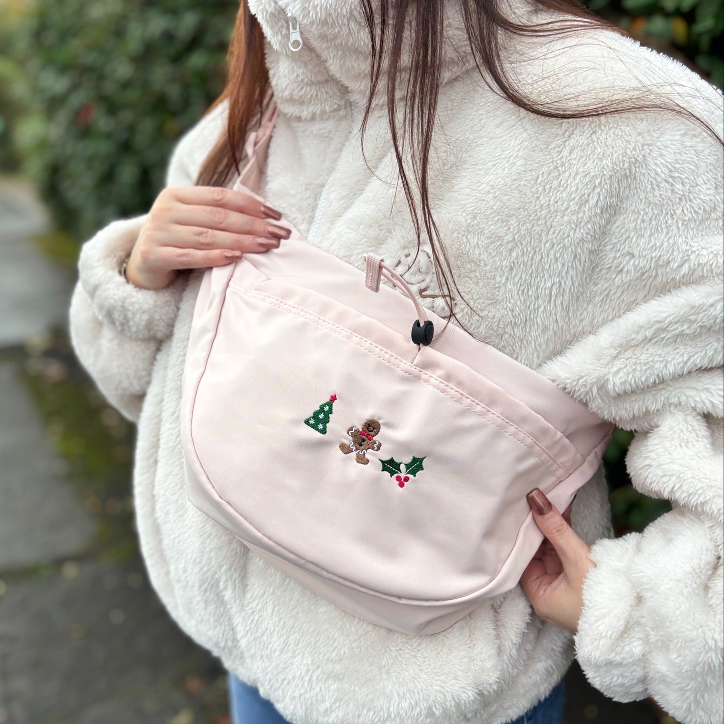 CHRISTMAS EMBROIDERED CROSSBODY BAG 💓