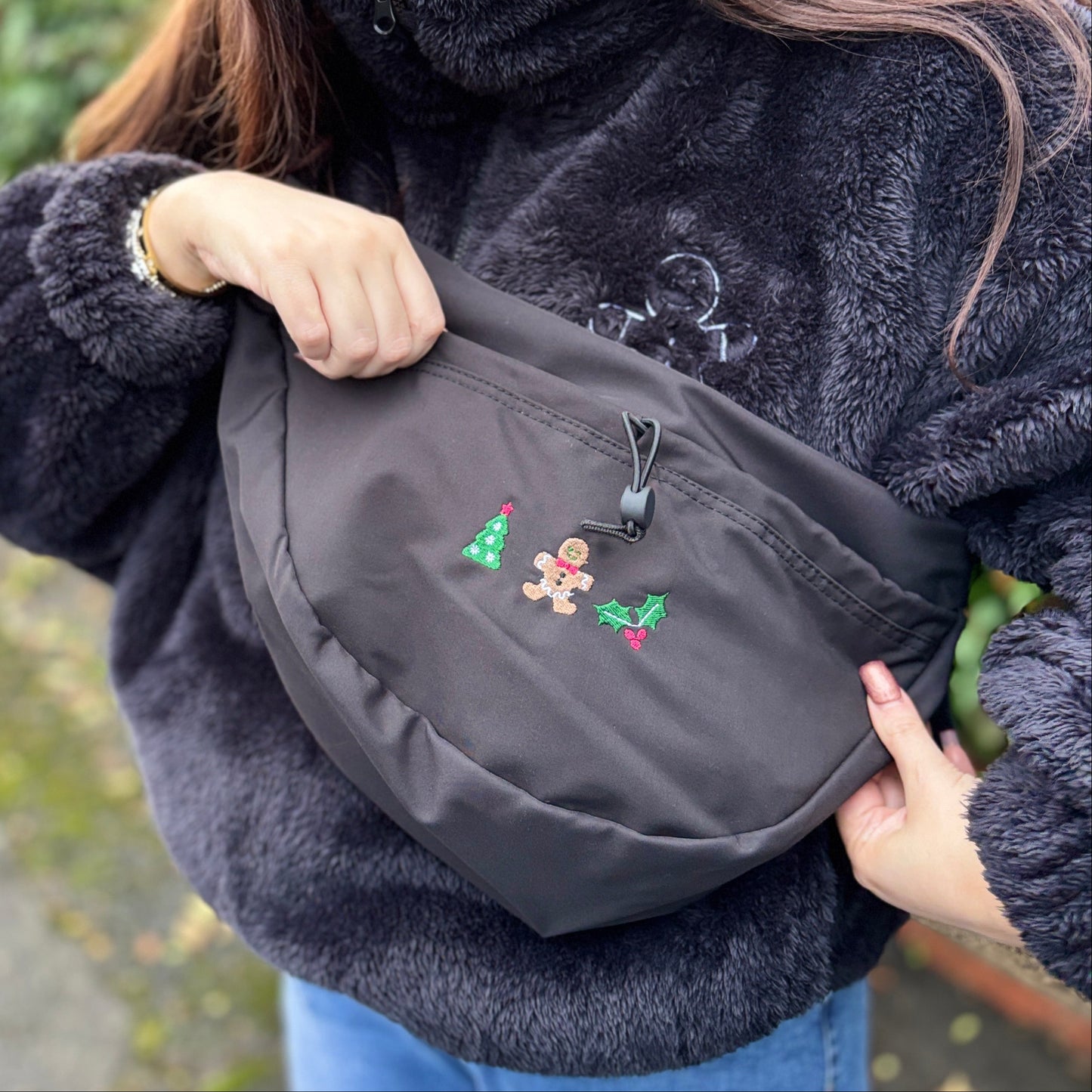 CHRISTMAS EMBROIDERED CROSSBODY BAG 💓